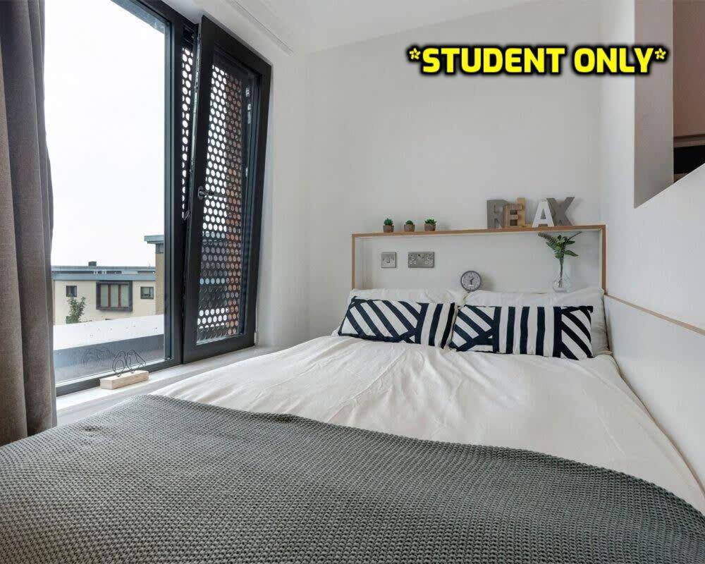 Student Only Zeni Ensuite Rooms, โคล์เชสเตอร์ ภายนอก รูปภาพ